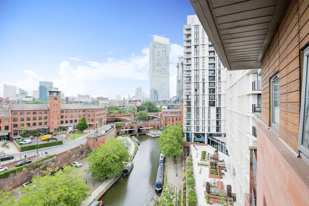 Canal &amp; City Views