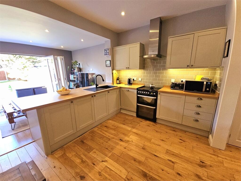 Kitchen/Diner/Family room