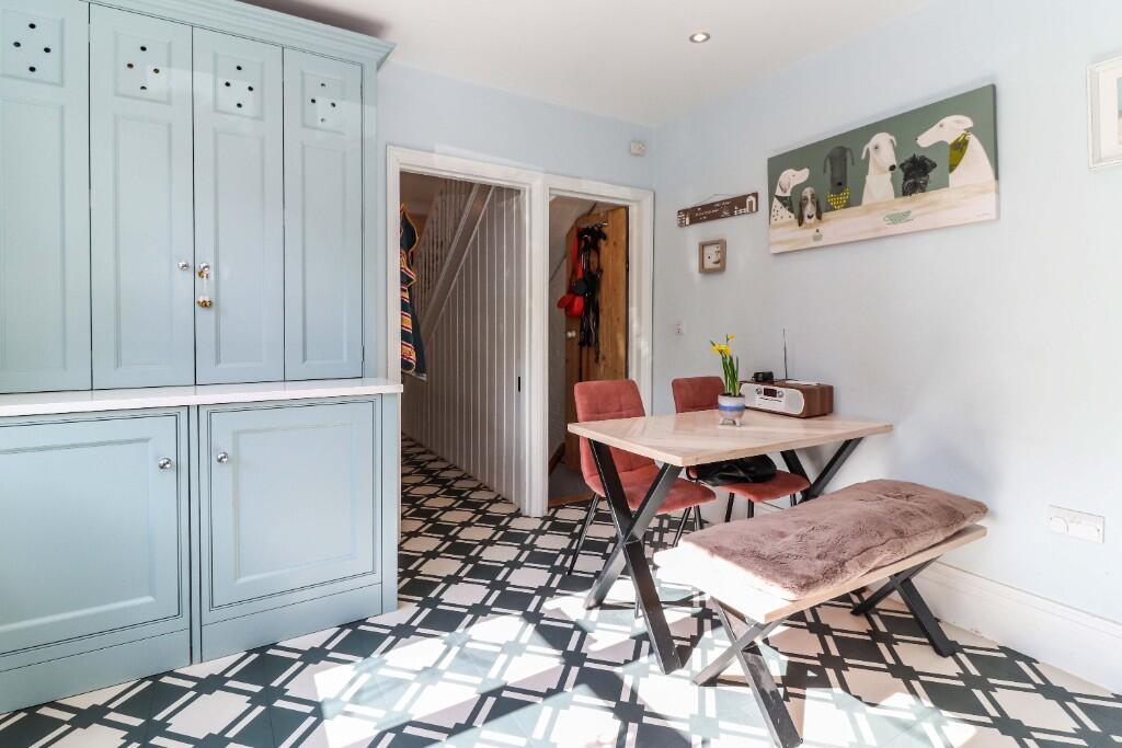 Kitchen/breakfast rm