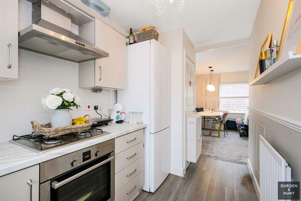 Kensington Court-14.JPG