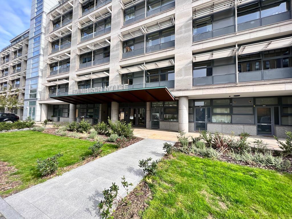 To rent 2 bed in Har