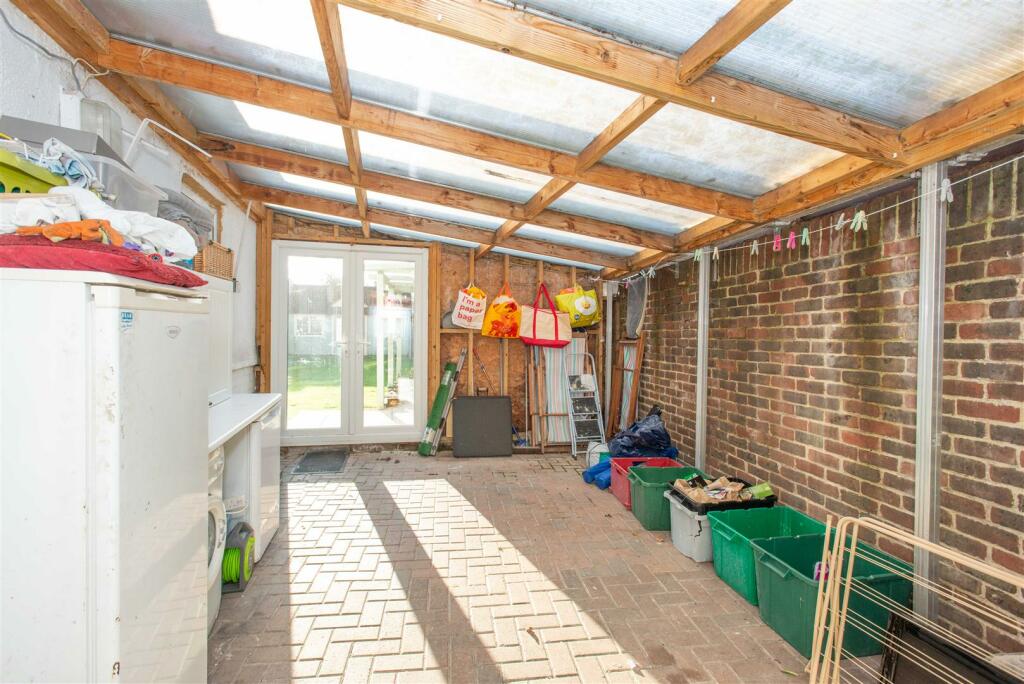 2024.11.26 142 Park Avenue, BR6 9EE-9492.jpg