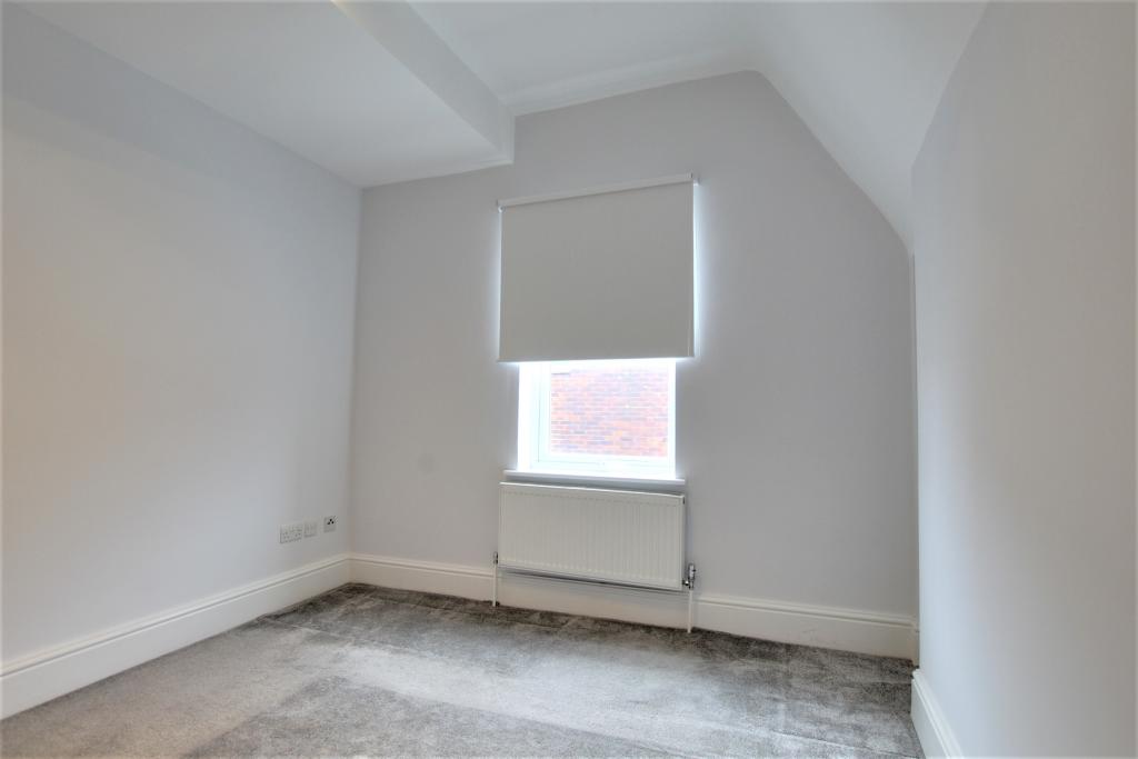 4.BEDROOM.jpg