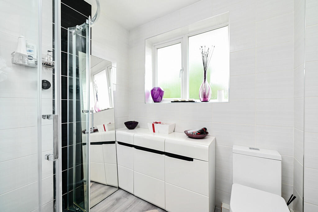 43 Foxley Close (...