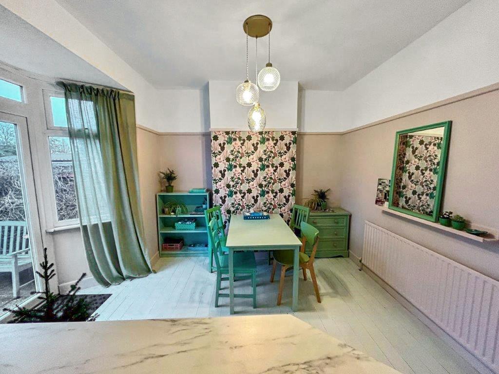 kitchen diner