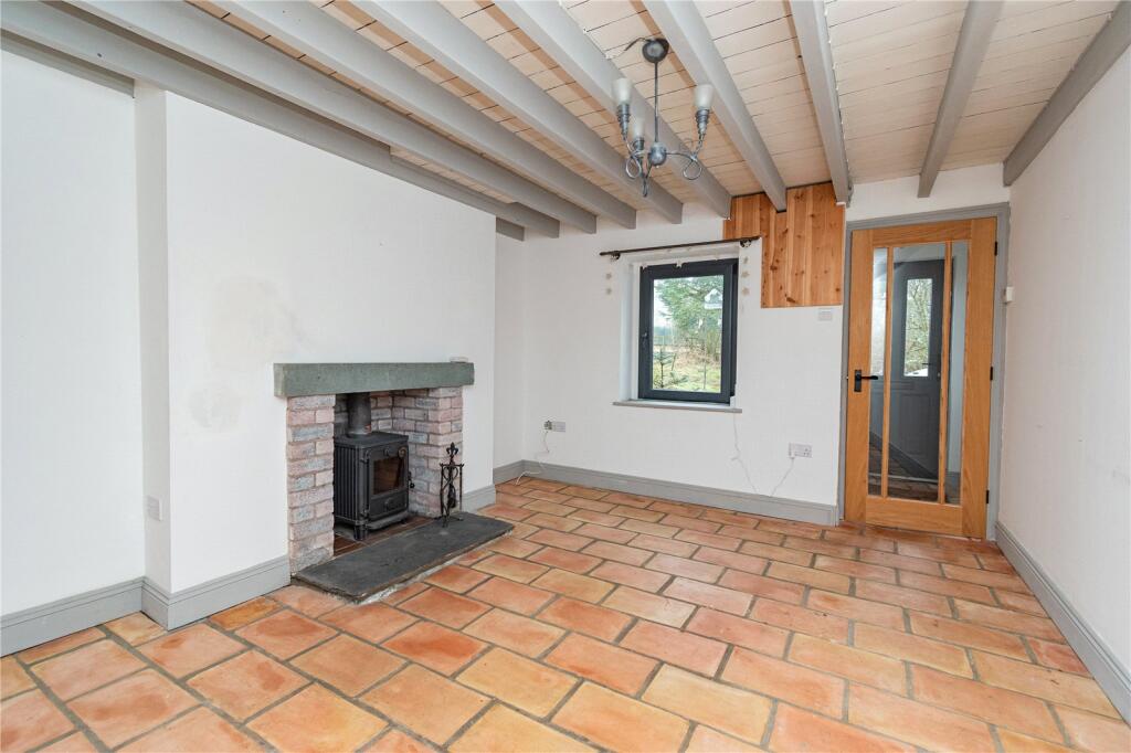 1 Mellfell Living Rm