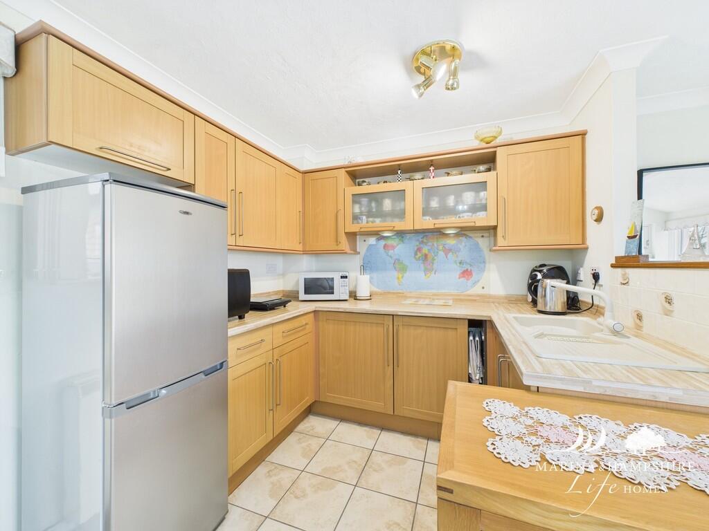 CAM03691G0-PR0037...