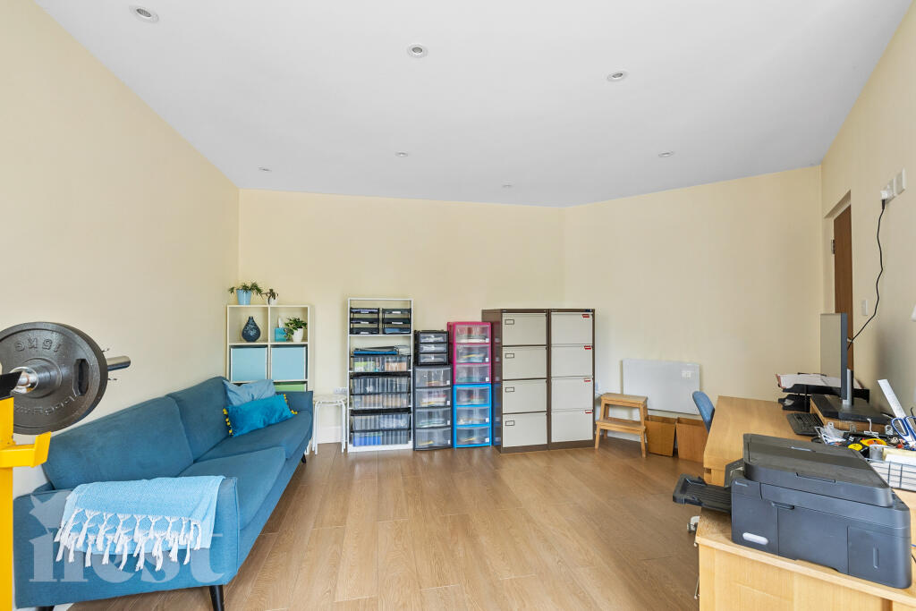 Summer House/Office/Gym