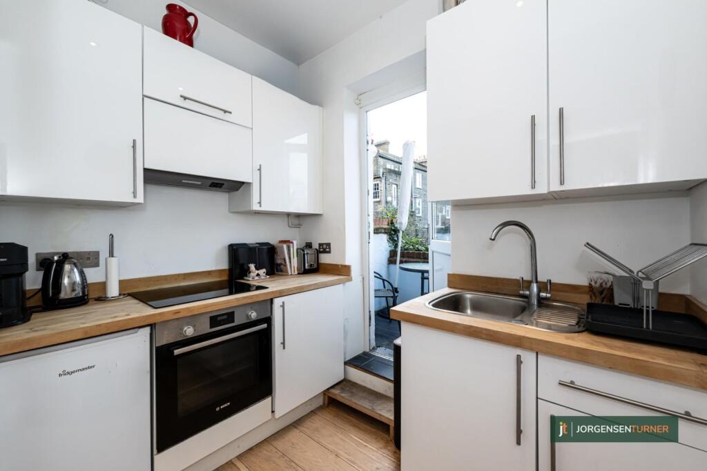 Kitchen .jpg