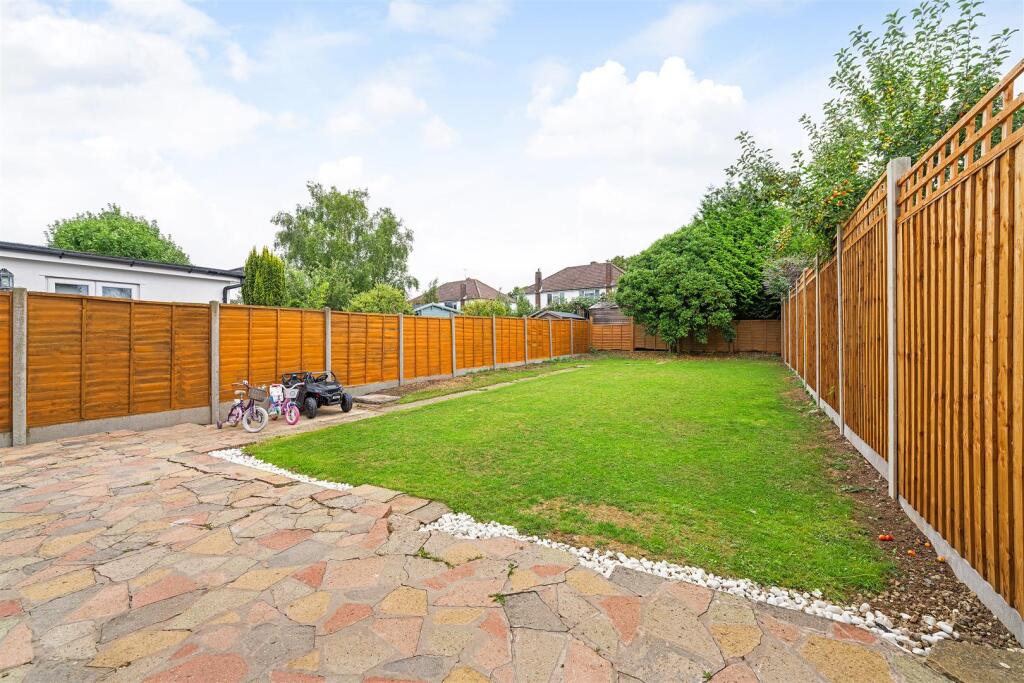 48 Tintagel Road-13.JPG
