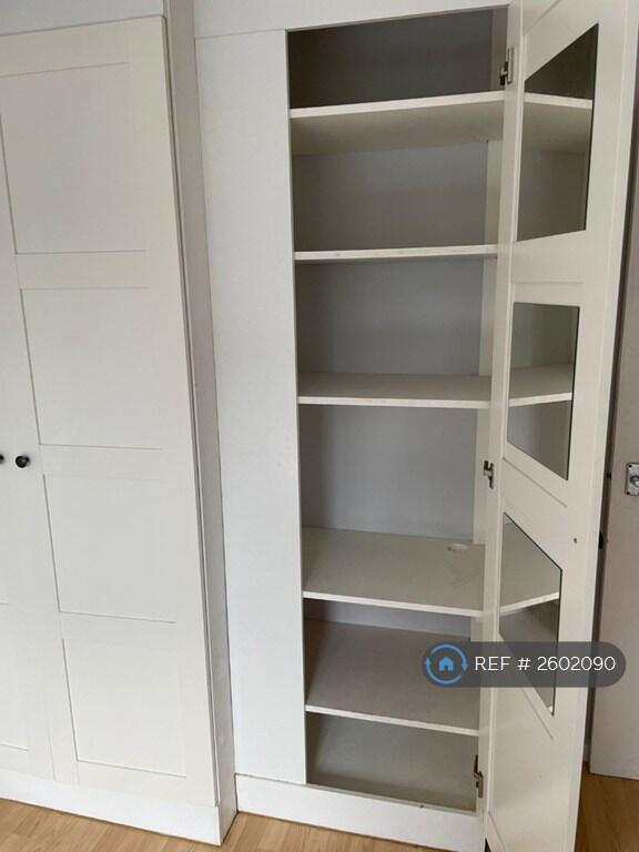 Double Bedroom Wardrobe Storage