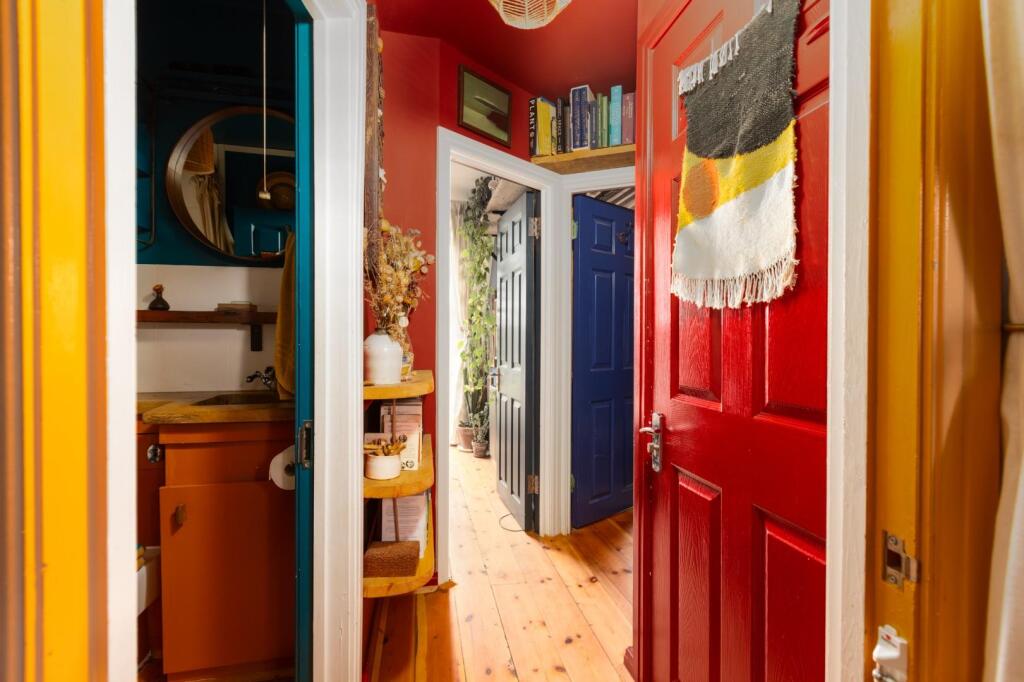 Flat 3, 103 Greenbank Road, BS5-12.jpg