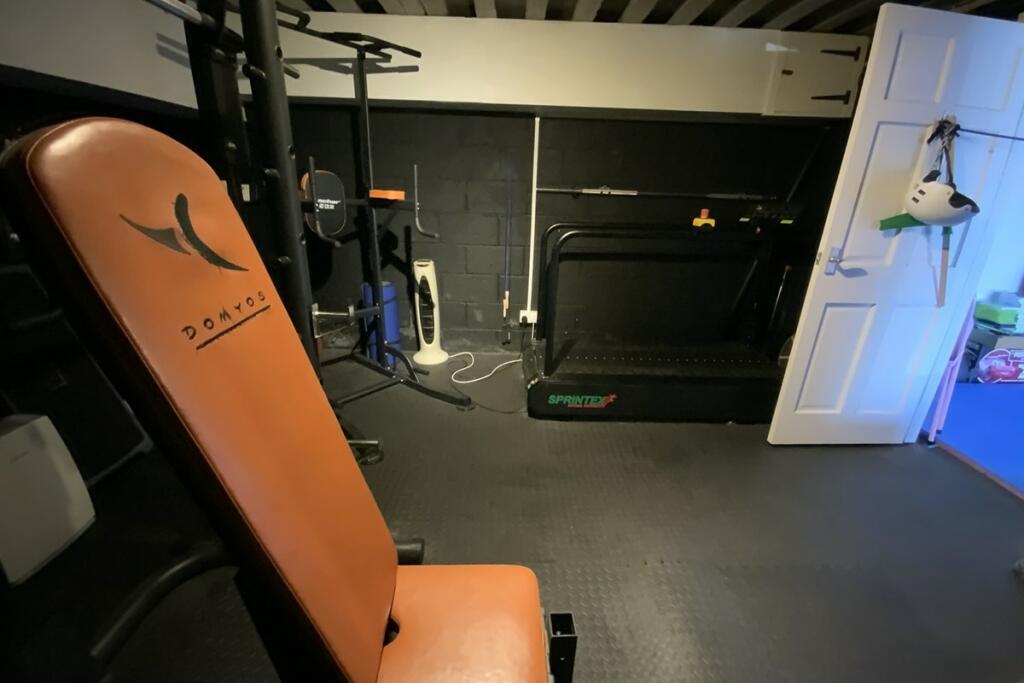 GYM 