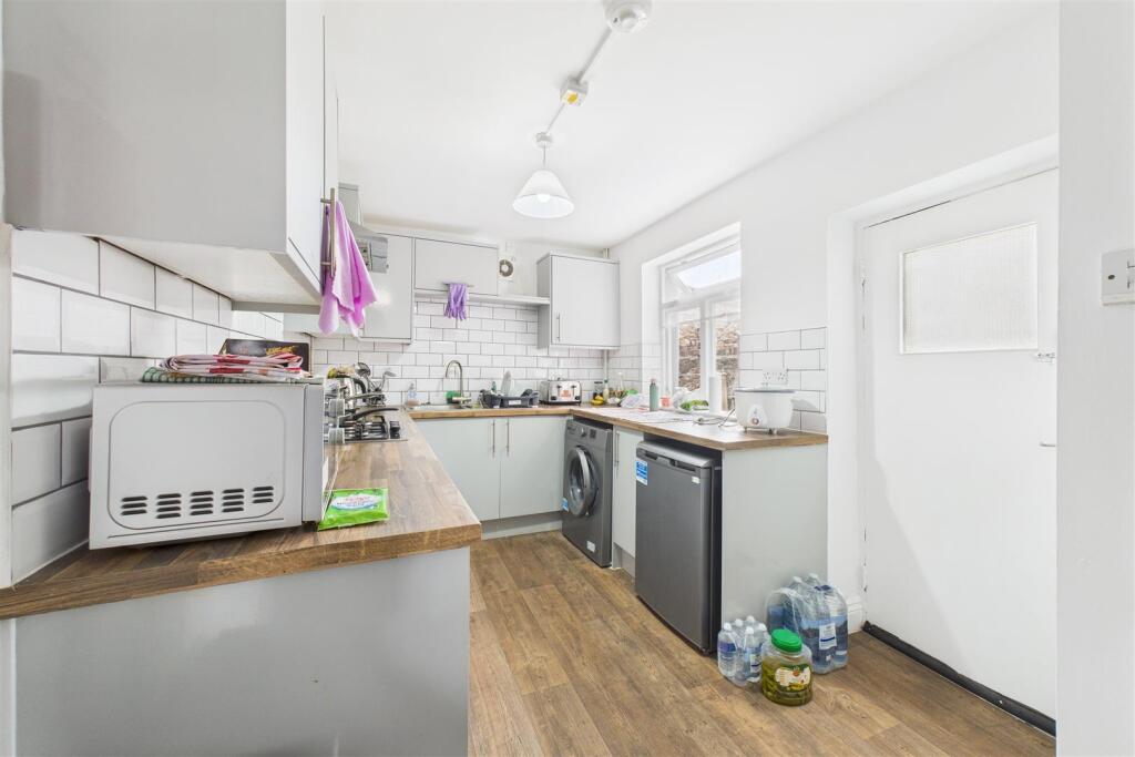 5 Osborne Villas, Kingsdown, Bristol, BS2 8BP | Fr