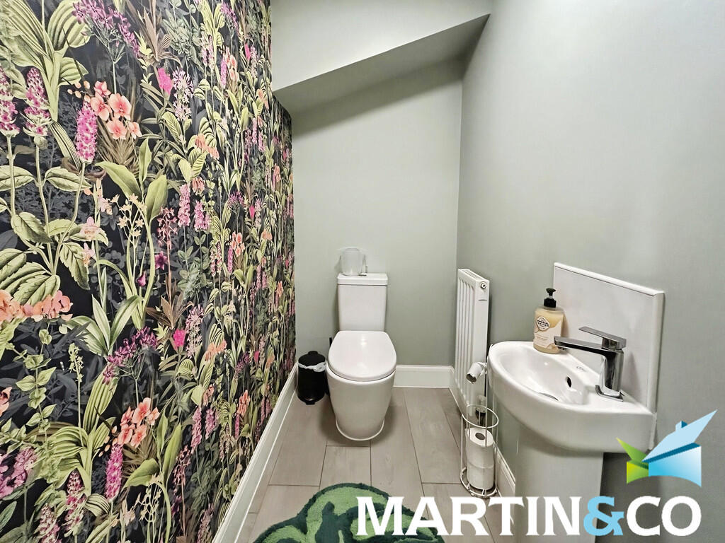 5dfdb405-WhatsApp...