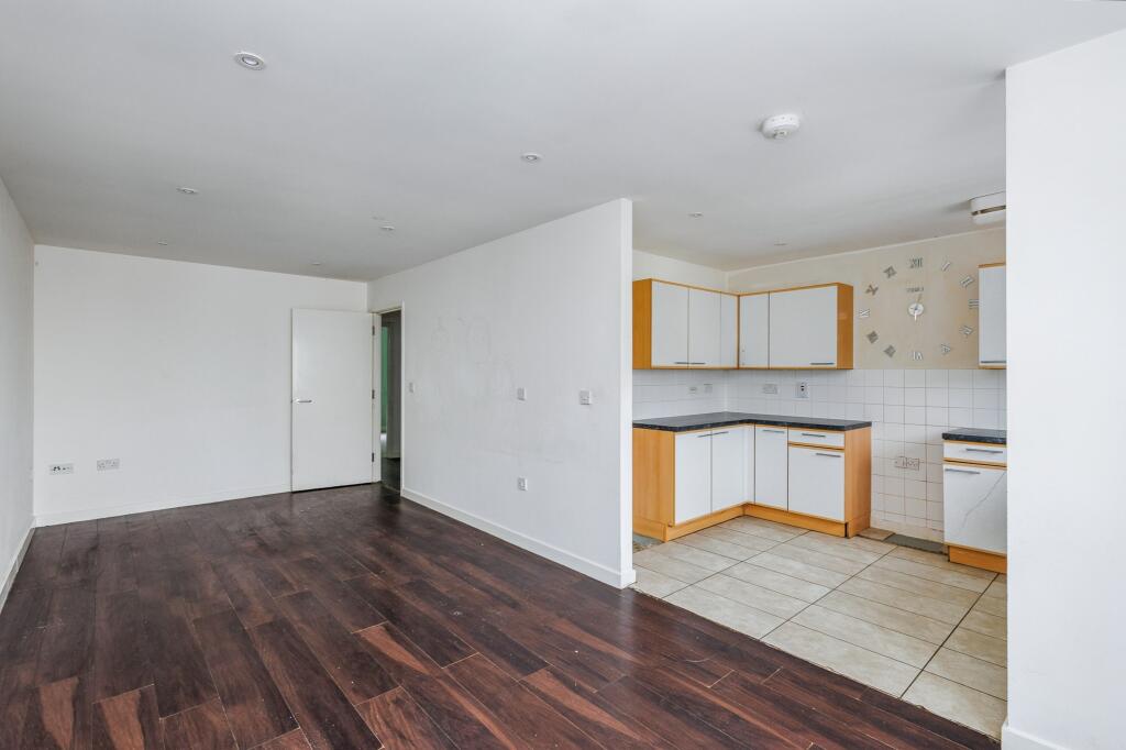 37 Clear Water Place, The Waterways, Oxford, OX2 7NL