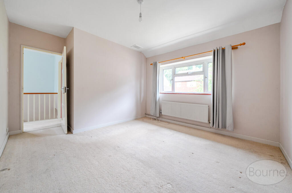 eeb0412c-00b9-457...