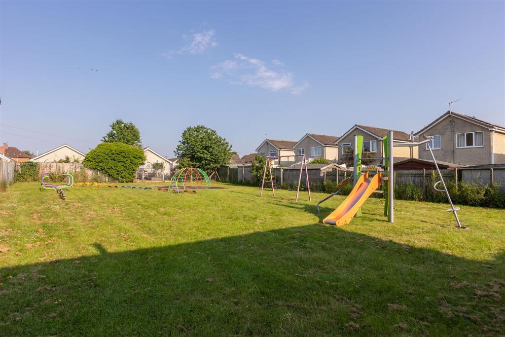 Paddock Close Playground.jpg