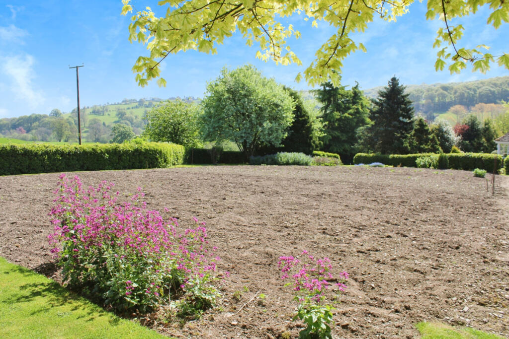 An Impressive Country Residence