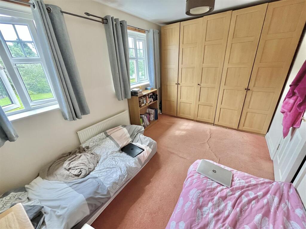 Bedroom 2 Aspect 2