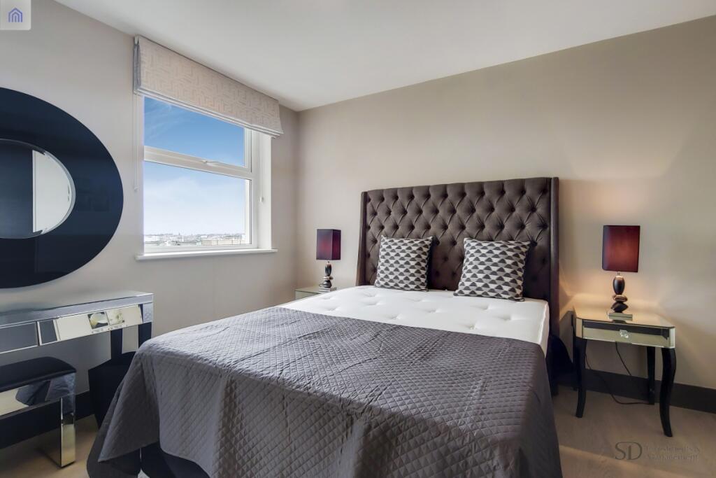 7_Master Bedroom-1