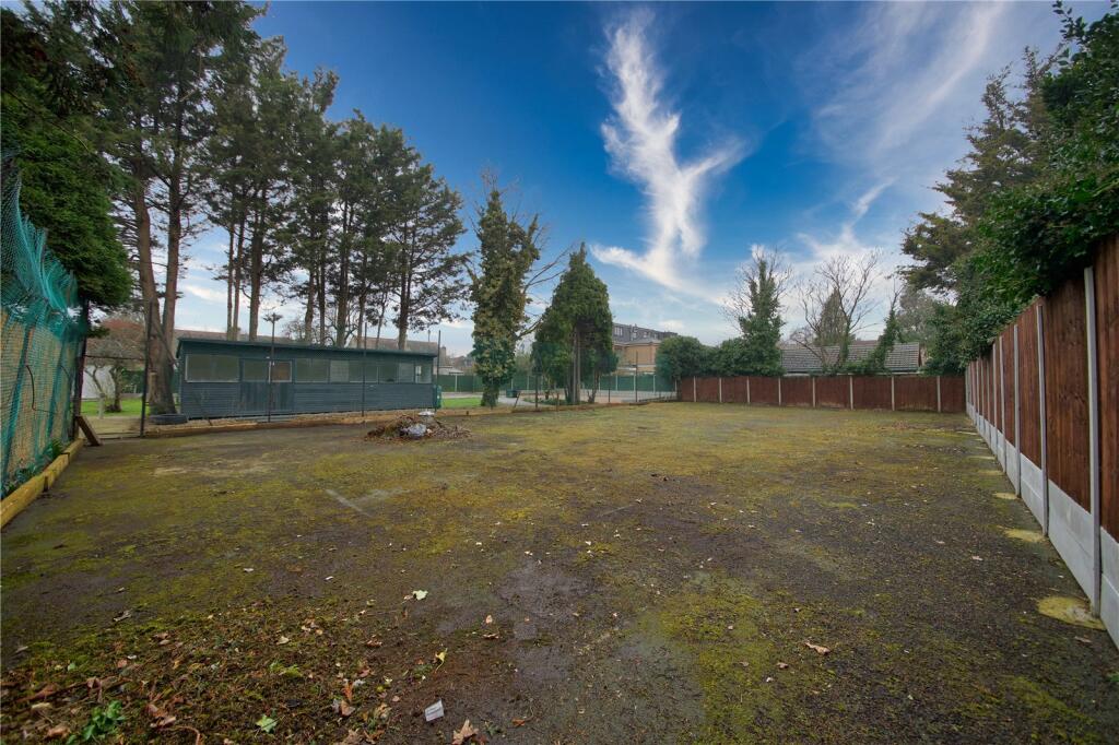 Tennis Court Garden