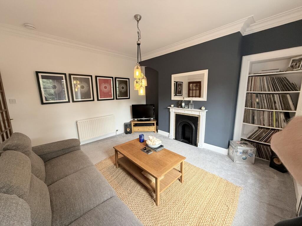 197 Church Street, Dumfries, DG2 7AZ - Braidwoods 