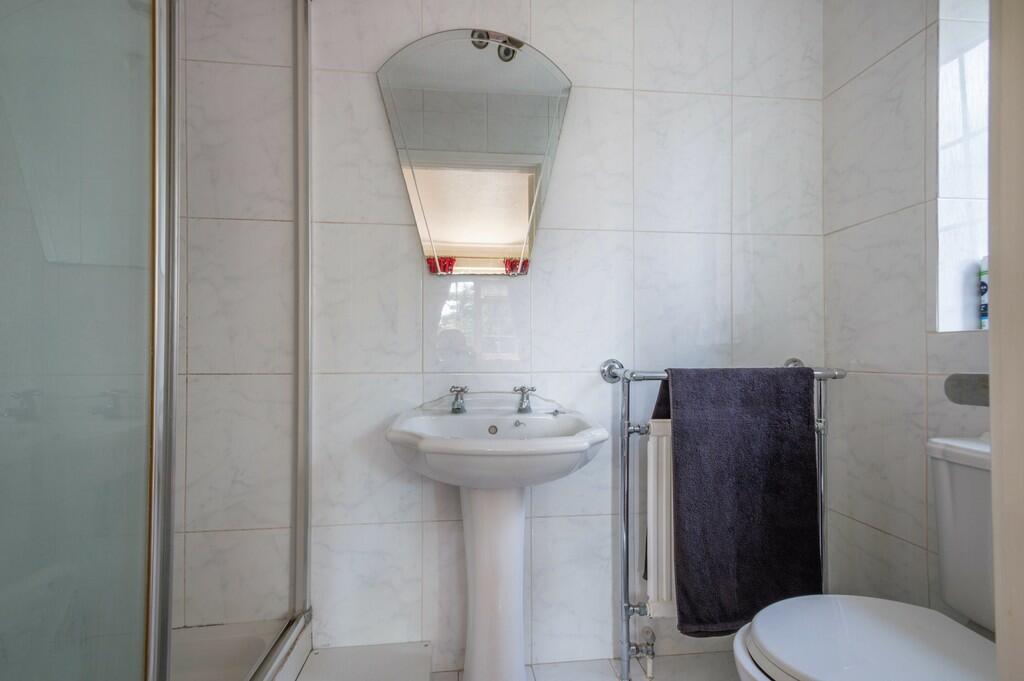 10 Brookfields cl...