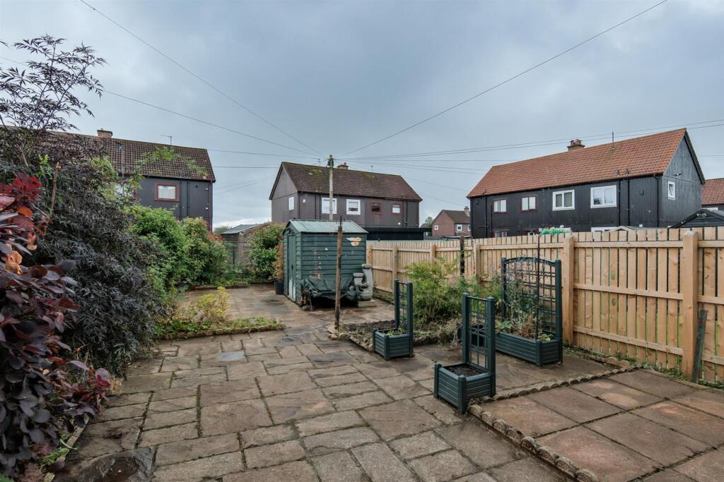 004-17 Muirhouse Drive, Motherwell, ML1 2NL.jpg