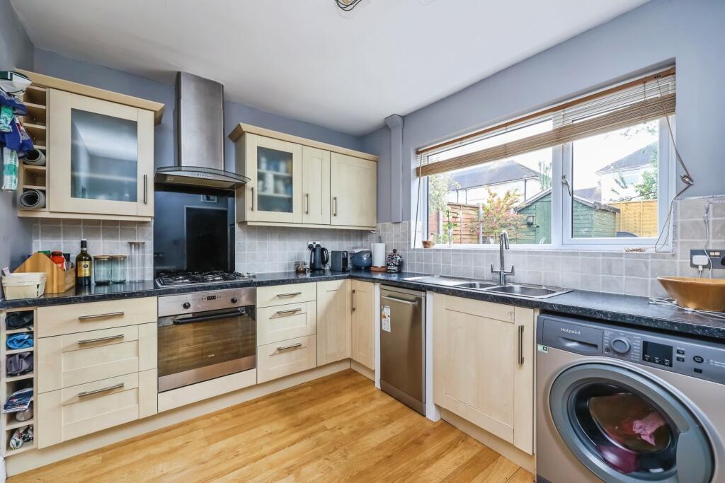Fitted Kitchen
