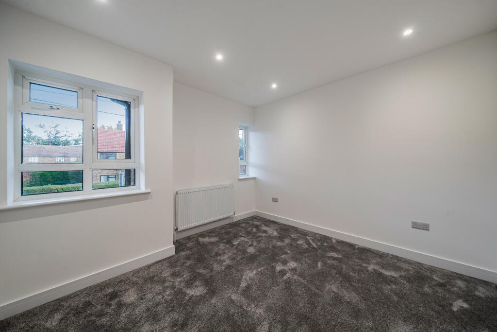 1372080-20-68f79b...