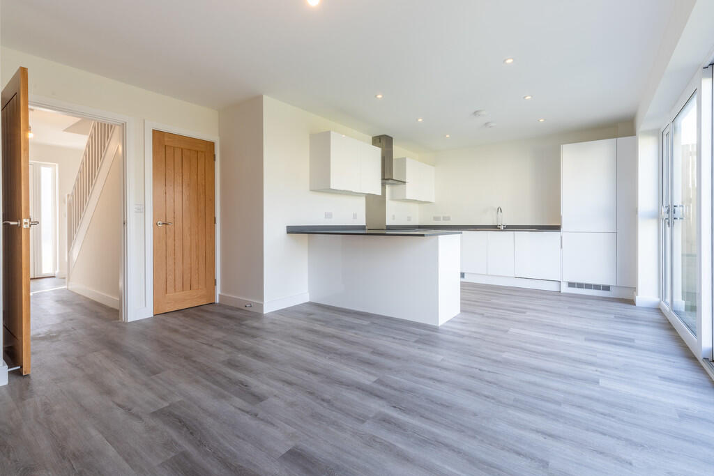 Kitchen/Dining Ro...