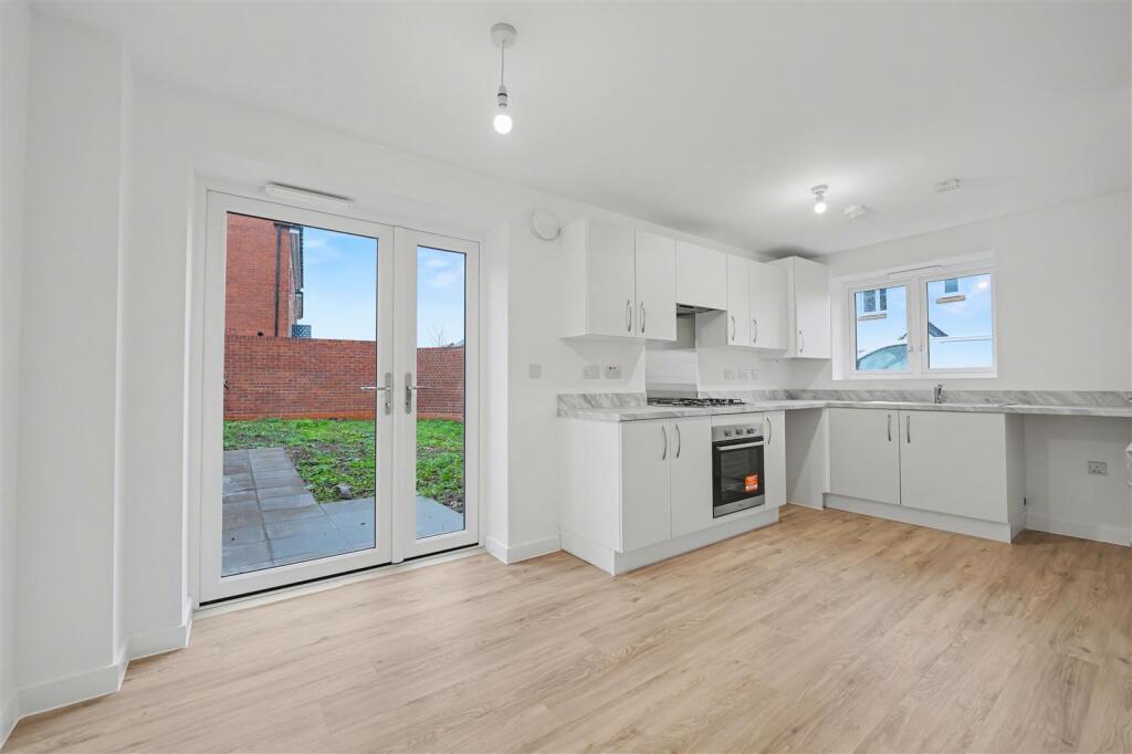 Kitchen Diner (1).jpeg