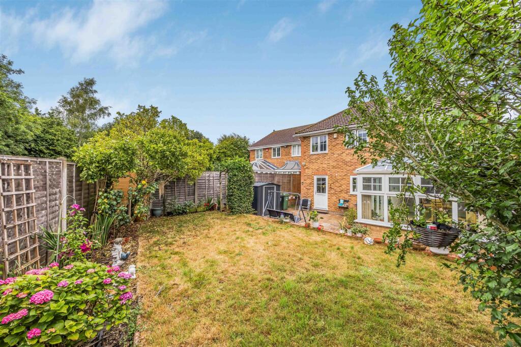 7 Pipit Close, Horndean-Small-PorticoMarketing-Nex