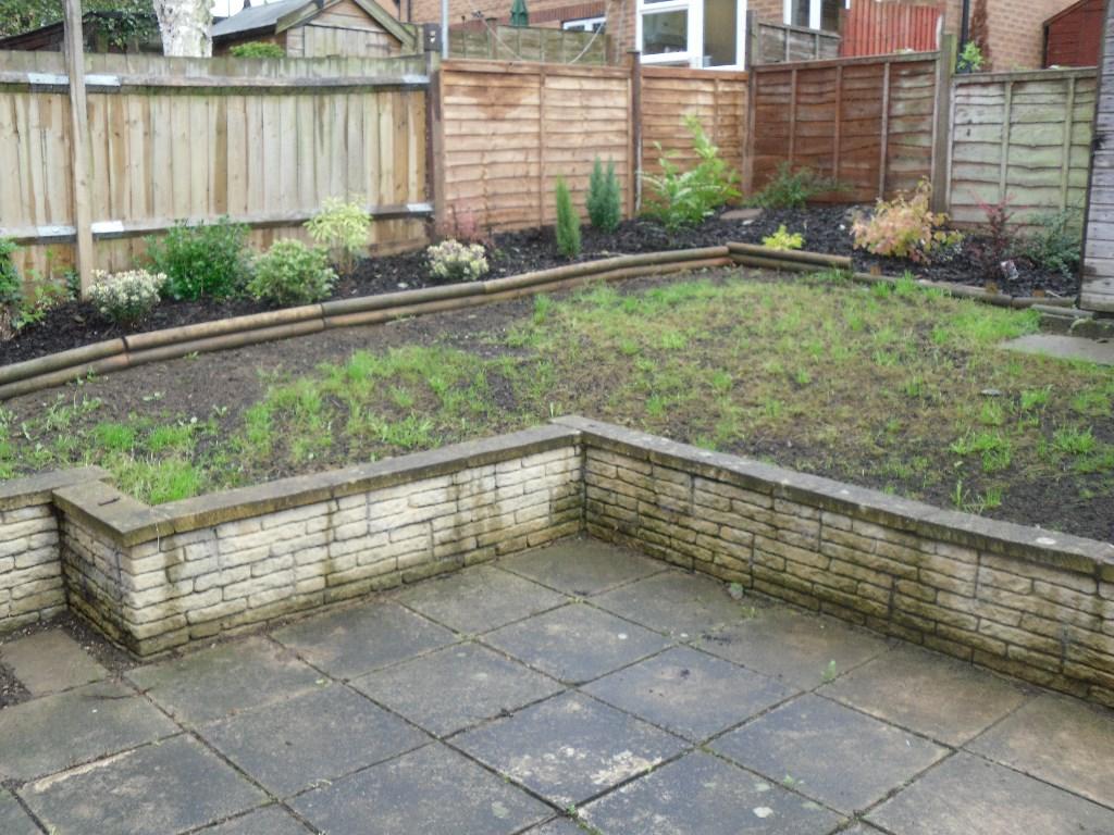 REAR GARDEN (2)