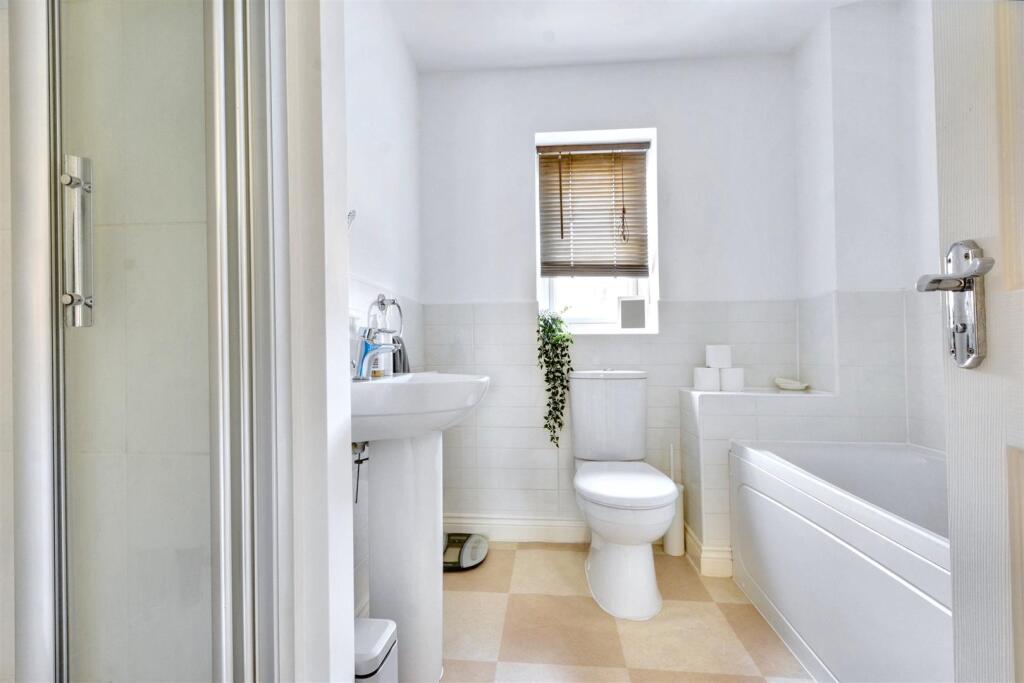 Bathroom.jpeg