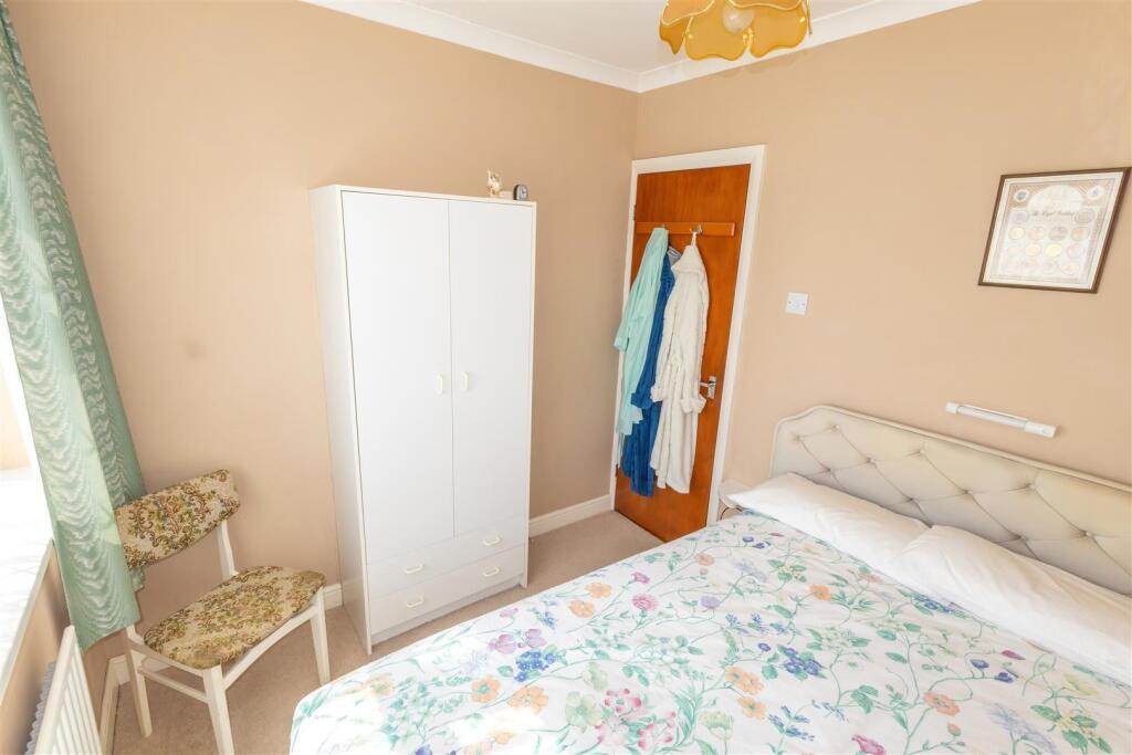 75 Cottes Way-02-standard.jpg