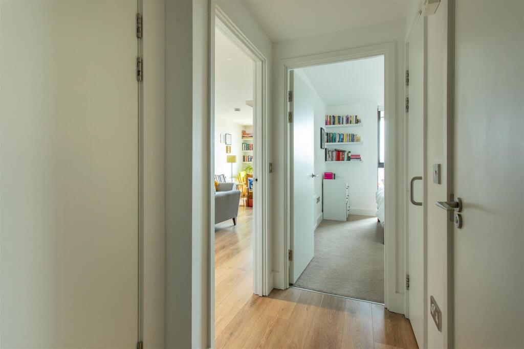 Kingsland High Street-9.jpg