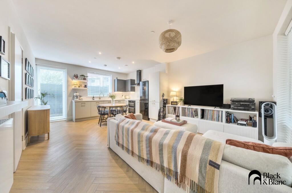 Living/ Kitchen