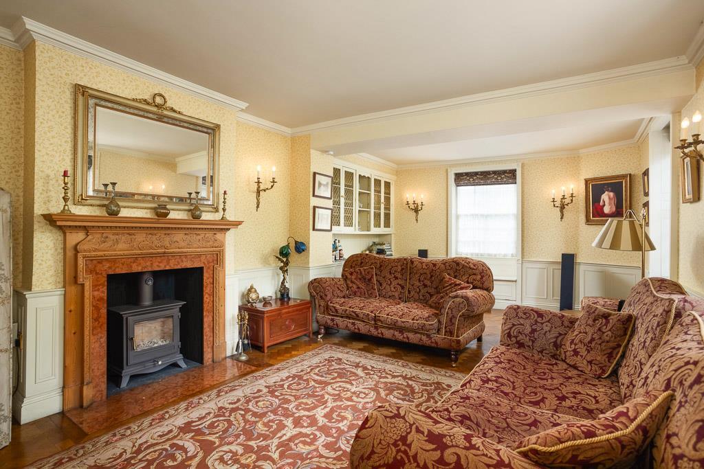 251 High Street-6.jpg