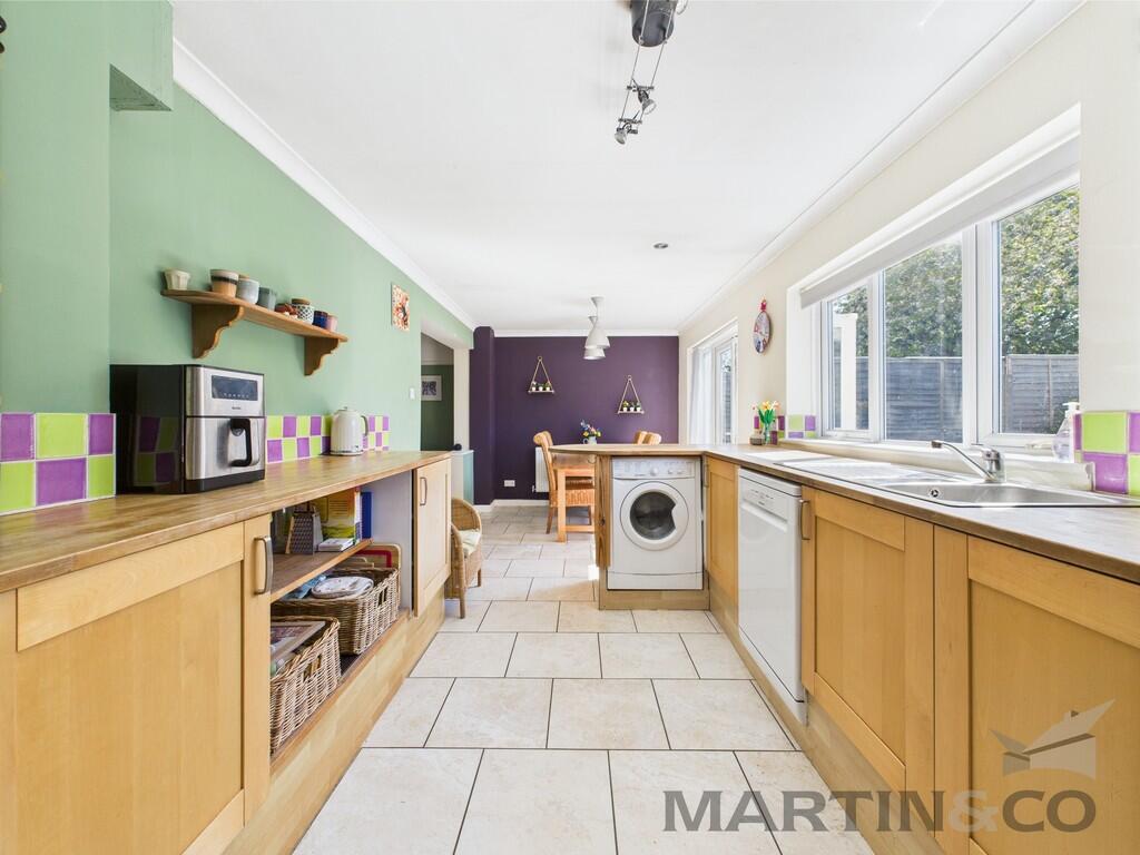 5 Kitchen