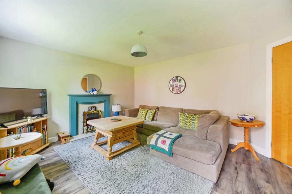Lounge: