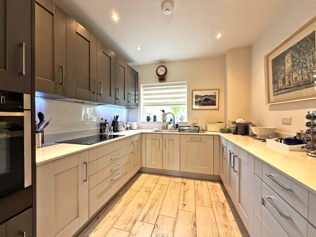 thumbnail_image4 (2).jpg