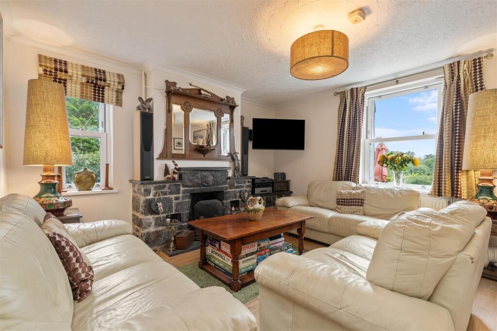 Owl Farm - Main House Interiors -11.jpg