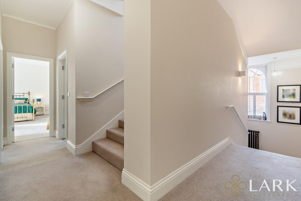 8664270-interiorW...