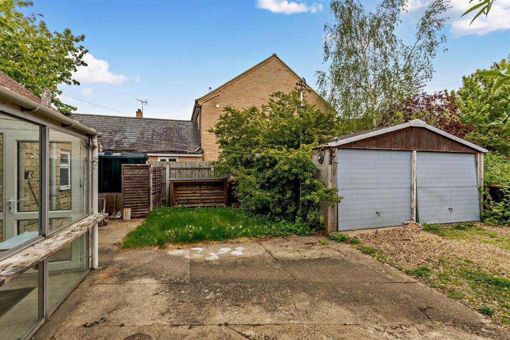 8647321-exterior07-8