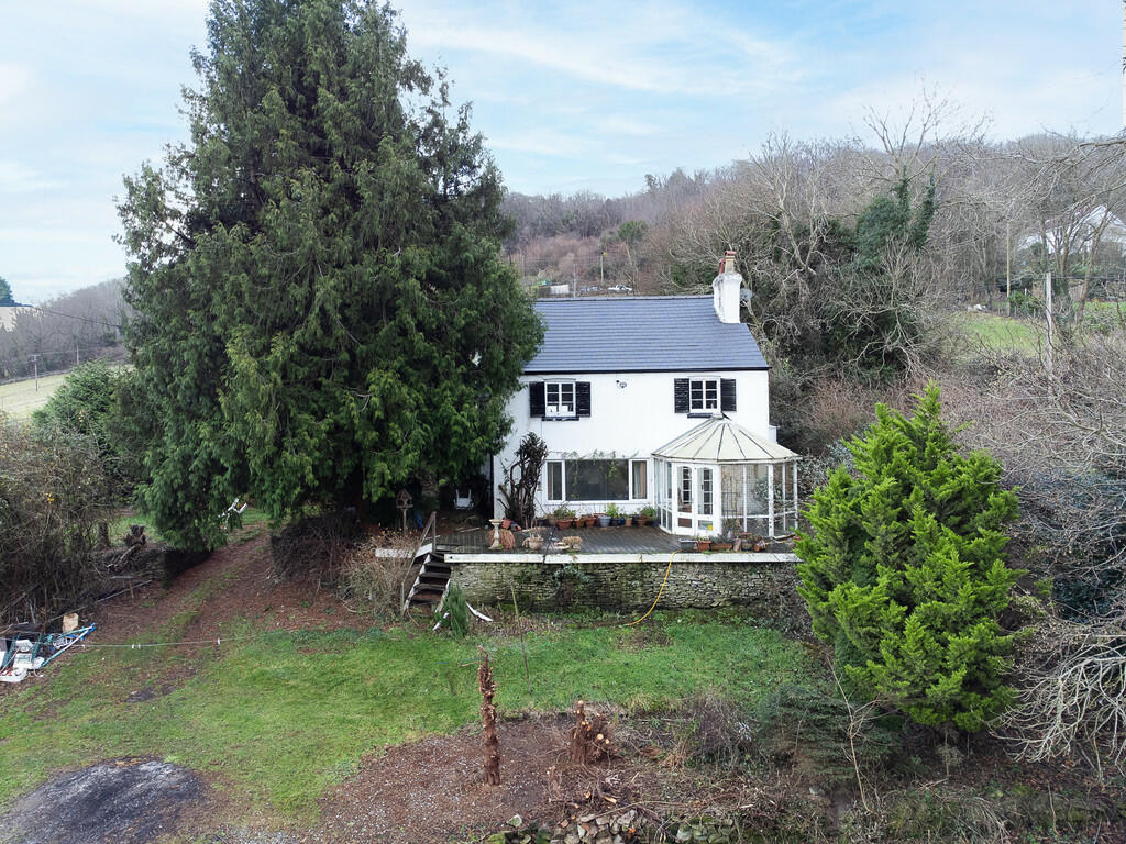 Ganerew Cottage-2...