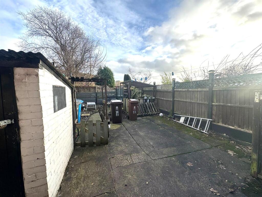 WhatsApp Image 2025-12-16 at 15.25.09 (1).jpeg