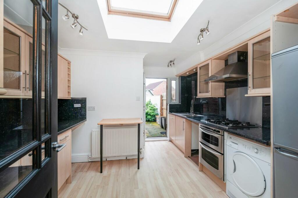 38 Trinity Grove7.jpg