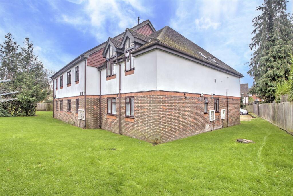Hazelwood Close